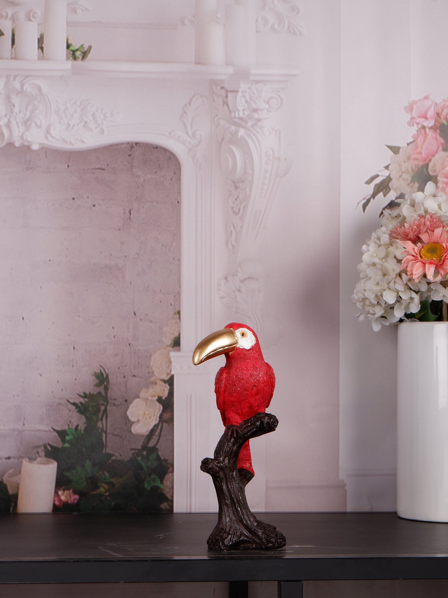 The white ink décor premium Bird Figurine